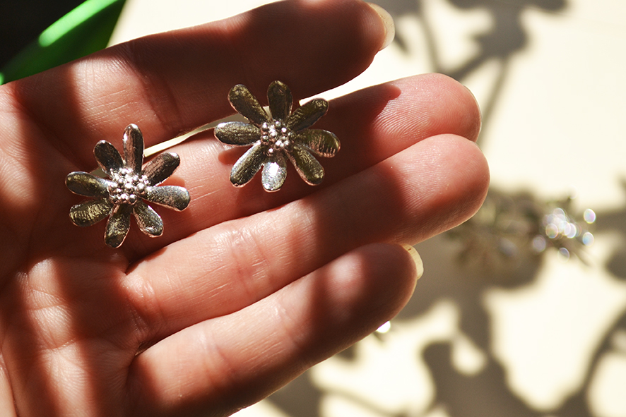 Margarita Small Sterling Silver Studs - Image 2